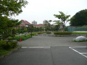 内裏谷戸公園の駐車場(1)